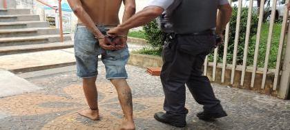 PM tira dupla de assaltantes de circulação