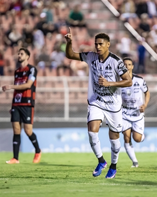 Votuporanguense e Ituano jogaram na noite desta quarta-feira (15) (Foto: @jpfotos.esportes)