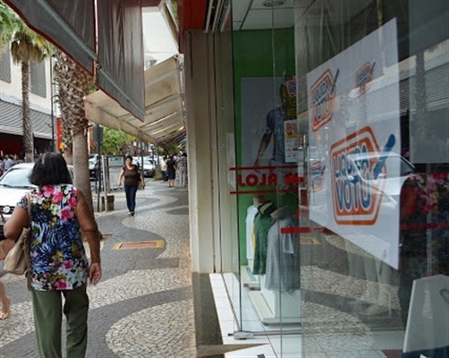 A ação, que já se tornou tradicional, está será lançada na quinta-feira (1) para incentivando as lojas a oferecerem descontos (Foto: ACV)