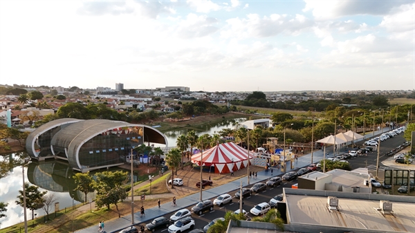 Entre os dias 8 e 16 de agosto, das 13h às 20h, o público poderá visitar o Espaço Sebrae e o Sebrae Móvel   Foto: Sebrae