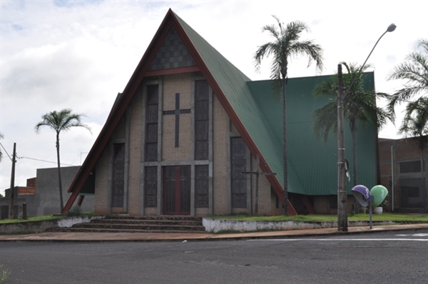 Do alto do bairro Colinas para a comunidade