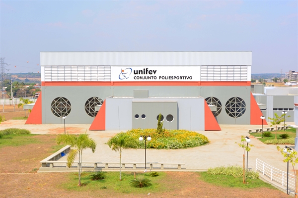 Inscrições para vestibular on-line da Unifev são gratuitas e seguem abertas (Foto: Unifev)