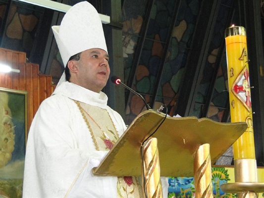 Santa Casa recebe bispo para missa