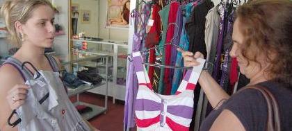 Natal aquece contratações no comércio local