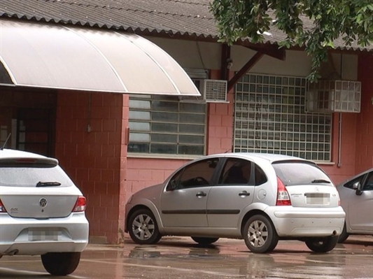 Escola onde professor foi agredido em Rio Preto (Foto: Reprodução / TV TEM)