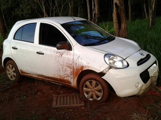 Aluno foge com carro da professora após levar advertência em Rio Preto