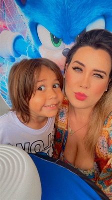 Carla Cristina e o filho Pedro Henrique; hoje é dia de festa  (Foto: Arquivo Pessoal)