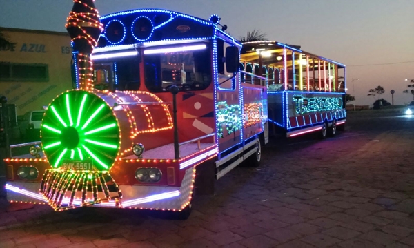  Lei proíbe músicas sensuais nos 'trenzinhos da alegria' em Votuporanga (Foto: Reprodução/Internet)