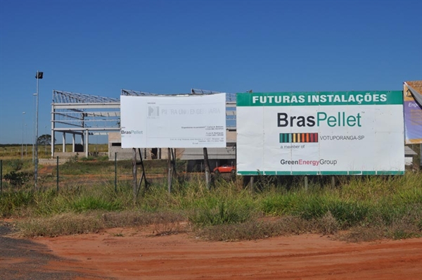 Usina deveria ter sido entregue há 1 ano