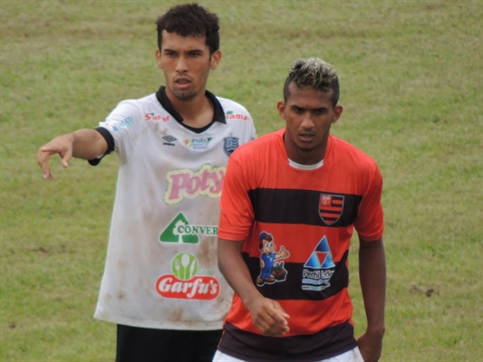 Zagueiro Paulo Henrique: 1º confirmado pra 2016