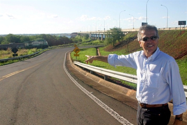 "Vamos iniciar uma guerra contra o pedágio", disse Edinho