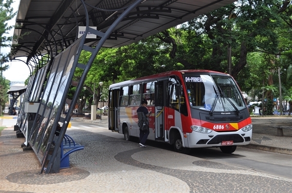 Câmara irá discutir na segunda-feira um novo reajuste no subsídio do transporte coletivo para frear um aumento na passagem (Foto: A Cidade)