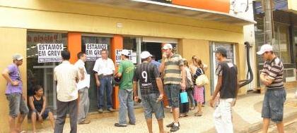 Greve dos bancários continua sem solução