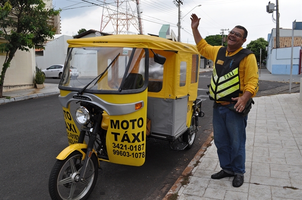 Câmara vota nesta segunda-feira projeto para regularização dos tuk-tuks