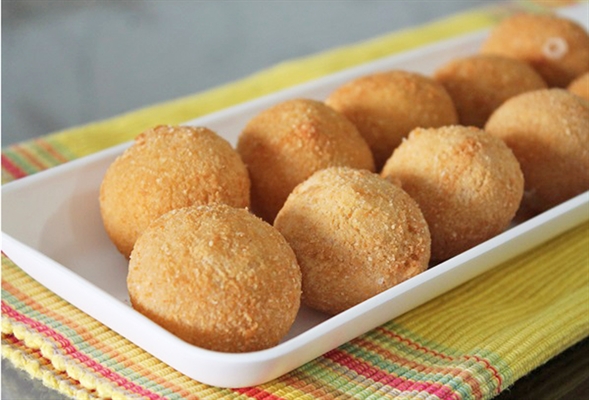 Bolinha de queijo