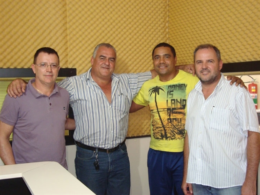  Mineiro e os treinadores Bene Santana, Mestre Lousado e José Antônio Vilches.