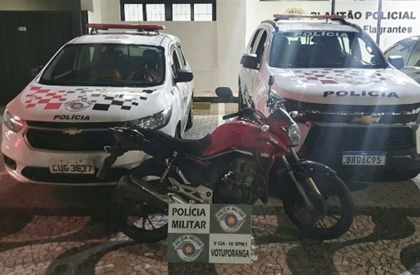 O caso aconteceu nesta semana na rua Rio Grande, na região central do município (Foto: Divulgação/Polícia Militar)