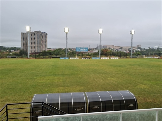 Jogo deve marcar estreia da iluminação da Arena (Foto: Contribuição)