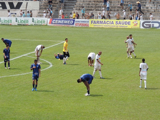 Jogadores do São José B lamentam a perda da classificação