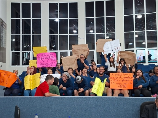 Categoria cobra inclusão de benefício na remuneração e tema é debatido em sessão da Câmara Municipal  Foto: Da assessoria