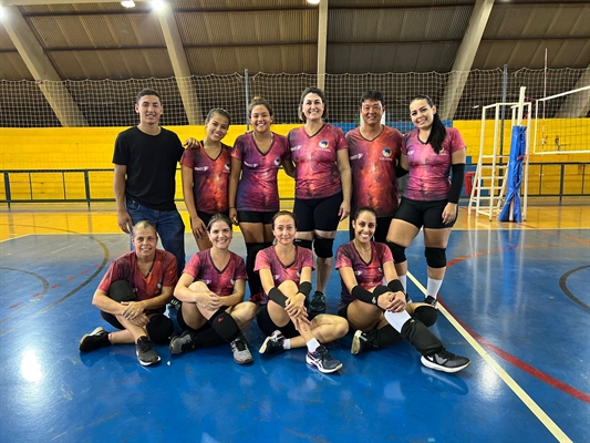 A equipe A e B do Votuporanga Clube serão anfitriãs do “Voleyball Festivals”, que acontece na quadra do CSU (Foto: Divulgação)