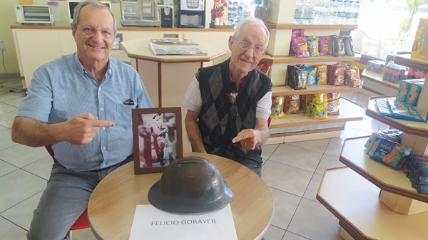 A família de Felício Gorayeb, que foi combatente, colocou em exposição acervo da Revolução de 32 durante o feriado deste fim de semana (Foto: A Cidade)