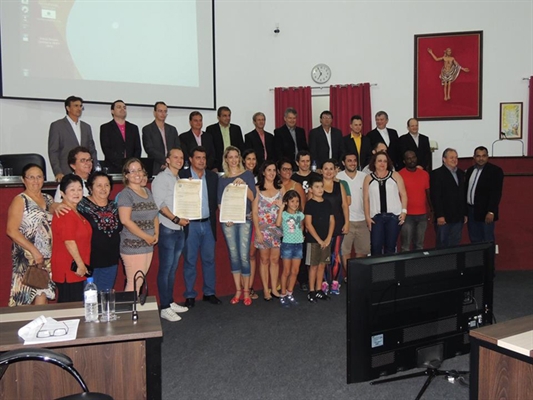Roma Academia de Dança é homenageada na Câmara
