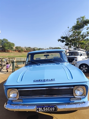 A iniciativa deve reunir colecionadores, pessoas interessadas em veículos históricos e visitantes vindos de diferentes municípios  Foto: Prefeitura de Votuporanga