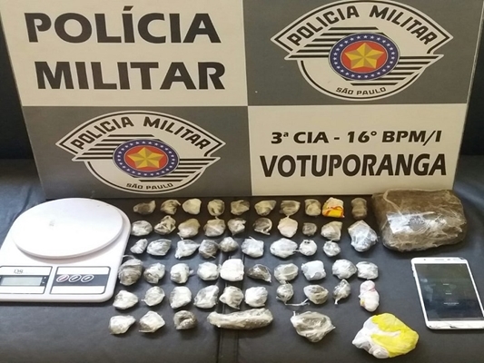 O traficante foi encaminhado para a Dise (Delegacia de Investigações sobre Entorpecentes) e autuado em flagrante pelo crime (Foto: Polícia Militar)