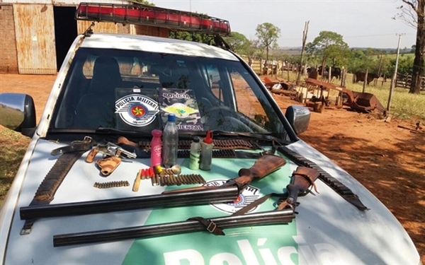 Os objetos encontrados foram apreendidos (Foto: Divulgação/Polícia Ambiental)