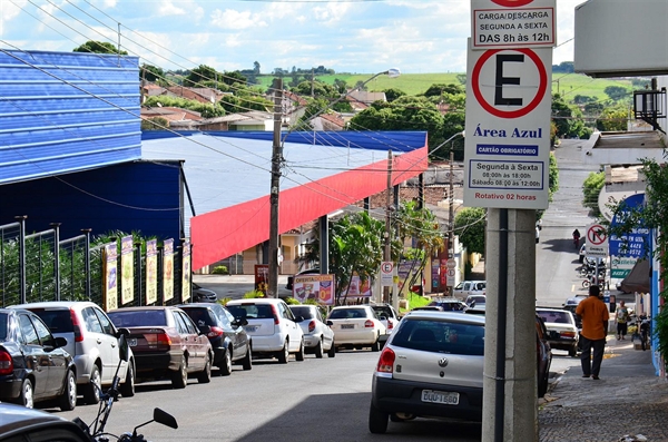 Mais cinco quarteirões passam a ter Área Azul hoje 