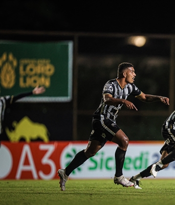 Édson comemora o gol do CAV contra o Grêmio Prudente na final da A3  (Foto: Pedro Zacchi/Ag. Paulistão)