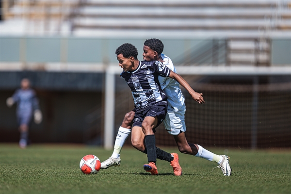 Time sub-17 da Votuporanguense joga na manhã de hoje pelo Campeonato Paulista (Foto: Pedro Zacchi)