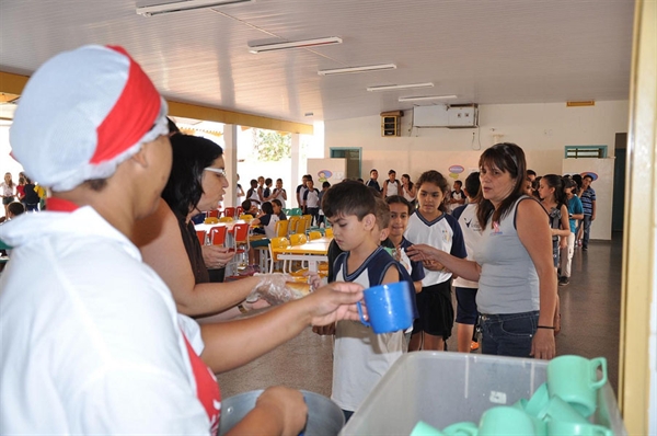 Vereador denuncia que merenda escolar está sendo ‘regulada’ pelo município