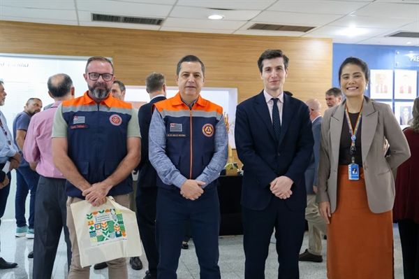 Encontro reúne especialistas, governos e instituições para discutir estratégias de enfrentamento às mudanças do clima e lançamento do programa AdaptaCidades. Foto: Prefeitura de Votuporanga