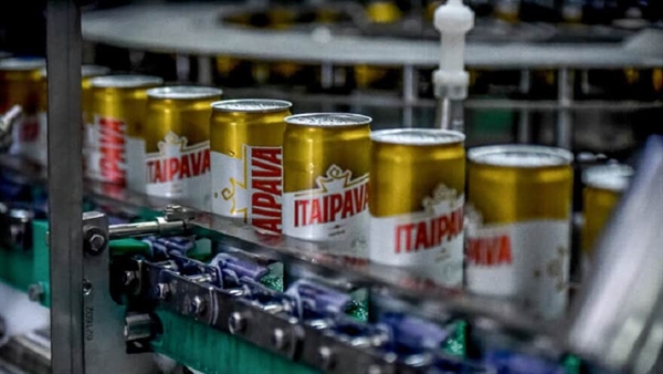 O Grupo Petrópolis, dono das marcas de cerveja Itaipava e Crystal pediu recuperação judicial; empresa tem vínculos com a região (Foto: Reprodução)