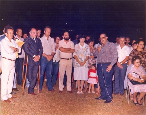 Inauguração da avenida Emílio Arroyo Hernandes, que tem hoje muitas lojas