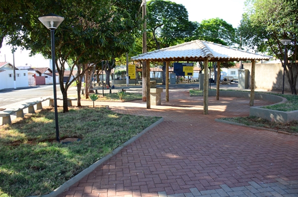 Prefeitura entrega obras da Praça “Augusto Piacenti” 