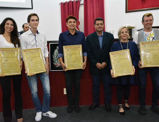 A honraria foi concedida pela realização do Concurso Cultural de Ideias, iniciativa do curso de Arquitetura e Urbanismo da Instituição (Foto: Divulgação/Unifev)