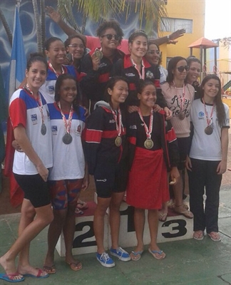 Natação conquista primeiras medalhas em Penápolis