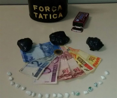Força Tática prende dois por tráfico no Pró-povo