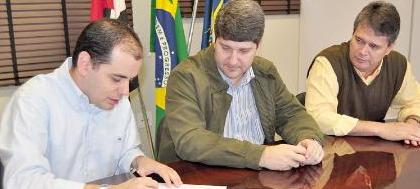 Burocracia atrasará transposições da linha férrea