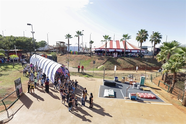 Festival Literário ocorre no Parque da Cultura (Foto: Prefeitura de Votuporanga)