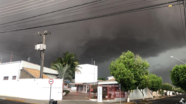 (A Cidade)