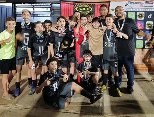 A equipe comandada pelo técnico Marcelo Cegantini foi campeã em São José do Rio Preto  (Foto: Divulgação)