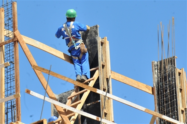 O setor de construção civil foi o que mais registrou saldo positivo na geração de postos (Foto: Agência Brasil)
