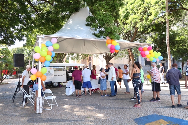 Mais de 700 pessoas que passaram pelo local, puderam prestigiar o evento (Foto: Prefeitura de Votuporanga)