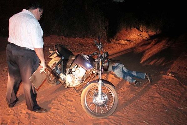 Dois morrem em acidentes com motocicletas