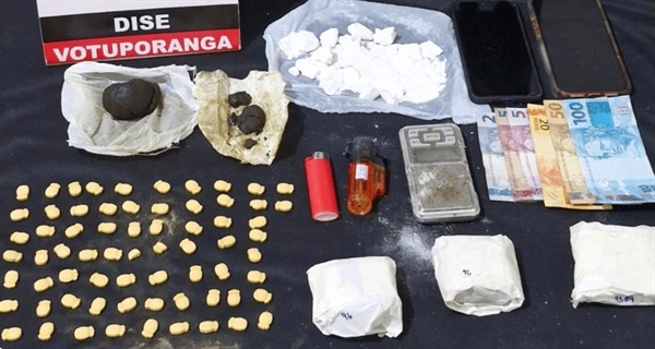 Jovem de 22 anos é preso com supermaconha em Votuporanga (Foto: Divulgação)