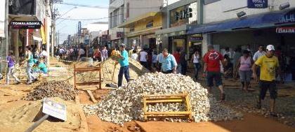 Empresa teve que esperar acabar as galerias